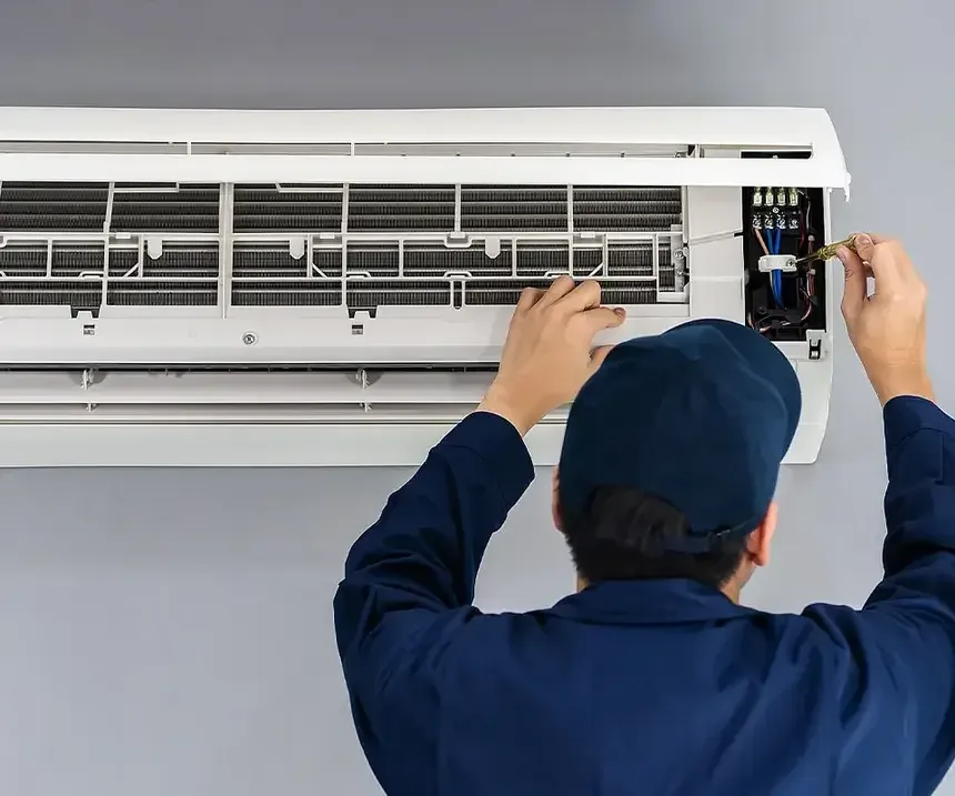 Equipe especializada em manutenção e instalação